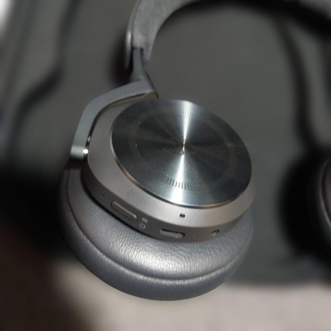 Bang & Olufsen Beoplay HX ワイヤレスヘッドホン