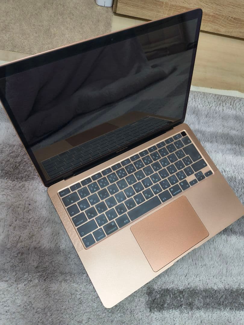 【極美品】MacBook Air2020 8GB ストレージ256GB ゴールド