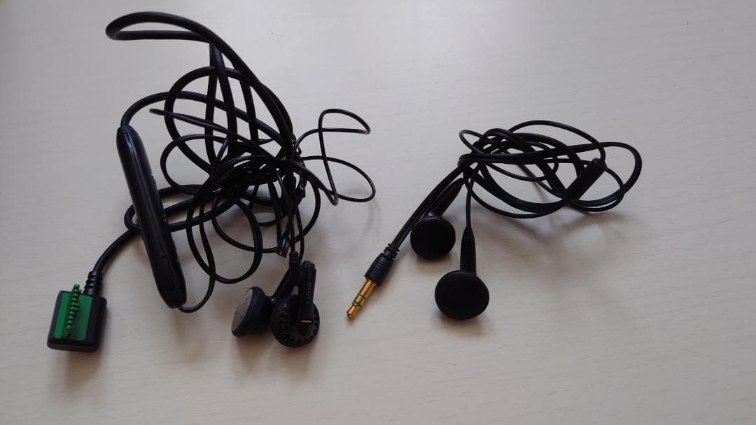 【ジャンク品・外観美品】SONY WALKMAN WM-702C