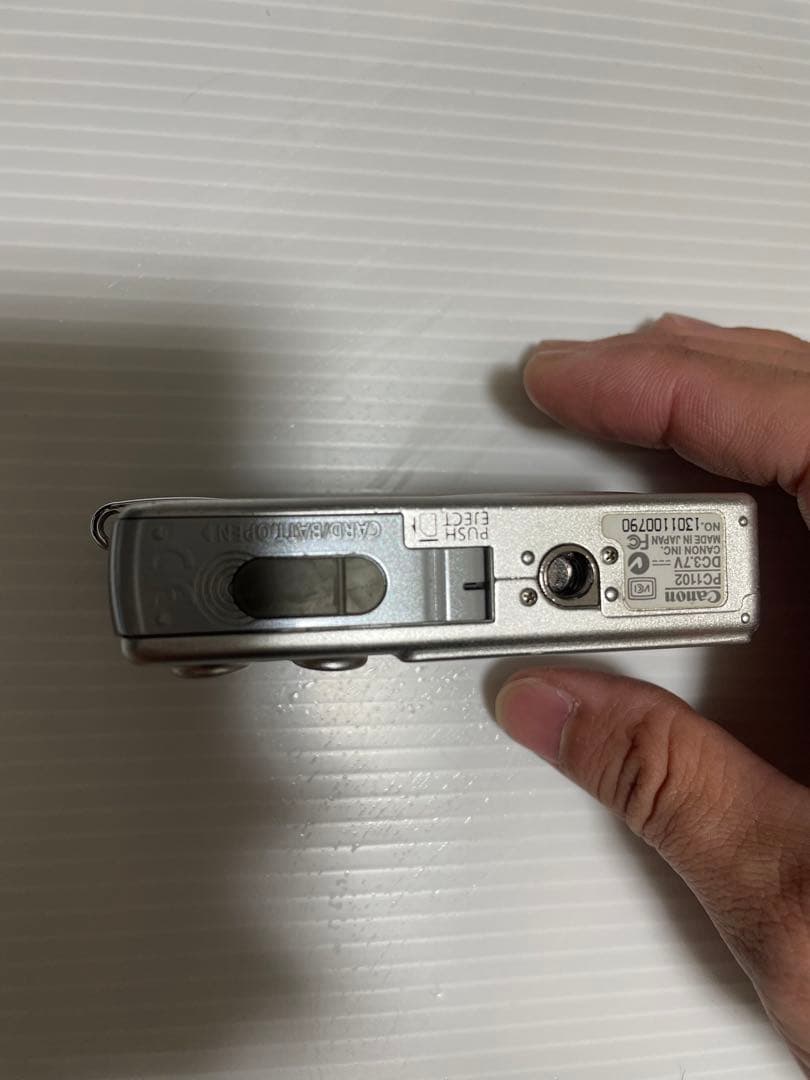 IXYデジタル40 Canon