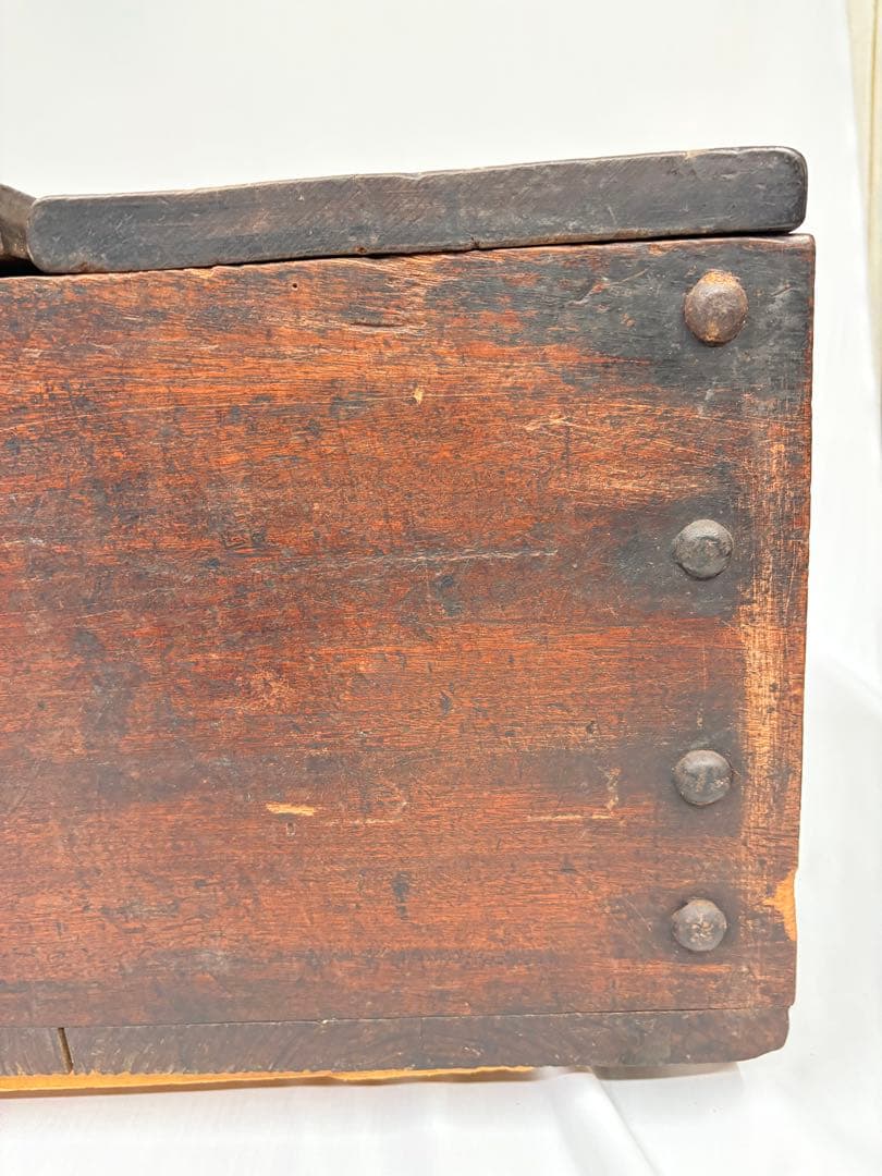 船金庫　箪笥　銭箱　賽銭箱　骨董　時代物　アンティーク　レトロ　コレクション