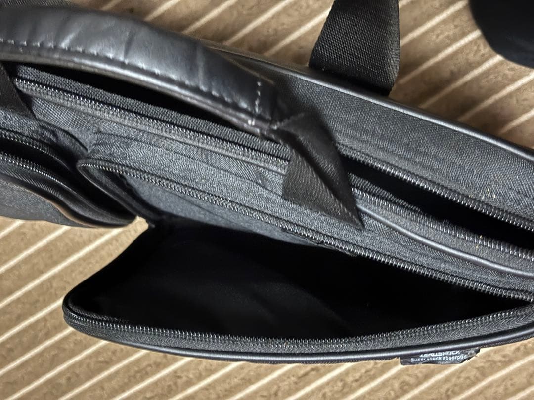 【ジャンク】Core i7 / RAM16GB /バッテリー故障 動作確認済み