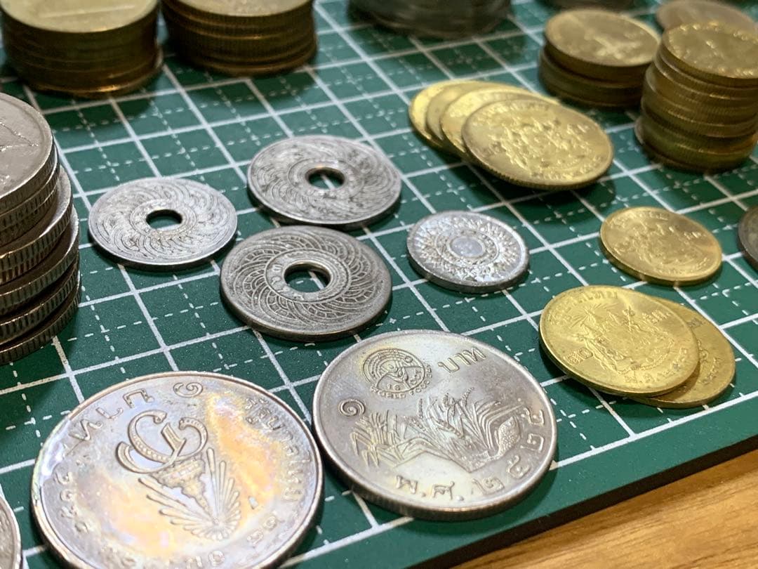 タイ　記念硬貨　旧硬貨　サタン　バーツ　　まとめ売り