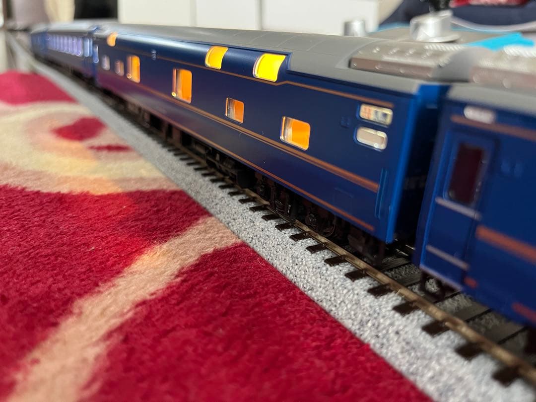 KATO HO 寝台特急「北斗星」機関車付12両フル編成