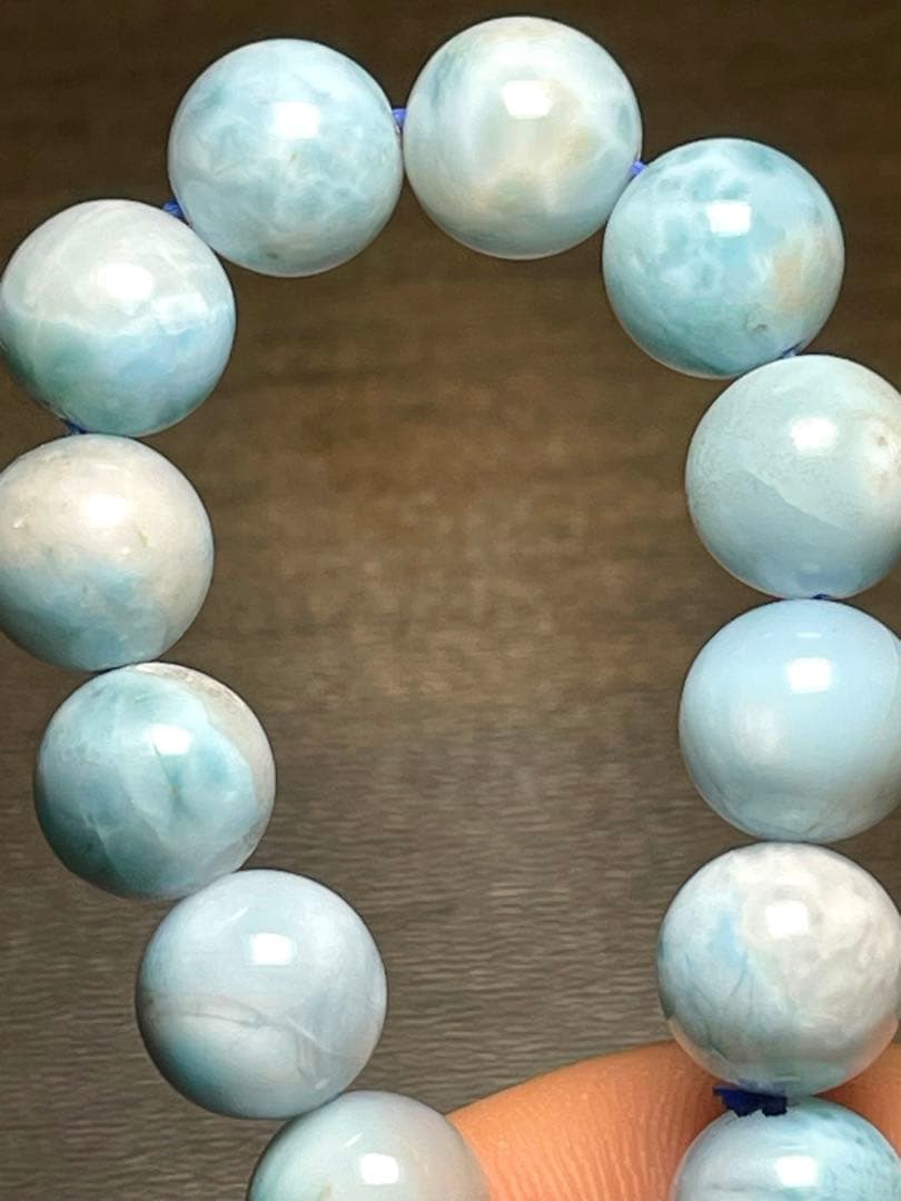 【新入荷】ドミニカ産　ラリマーブレス9.5㎜　　アイス（新品未使用）波模様綺麗