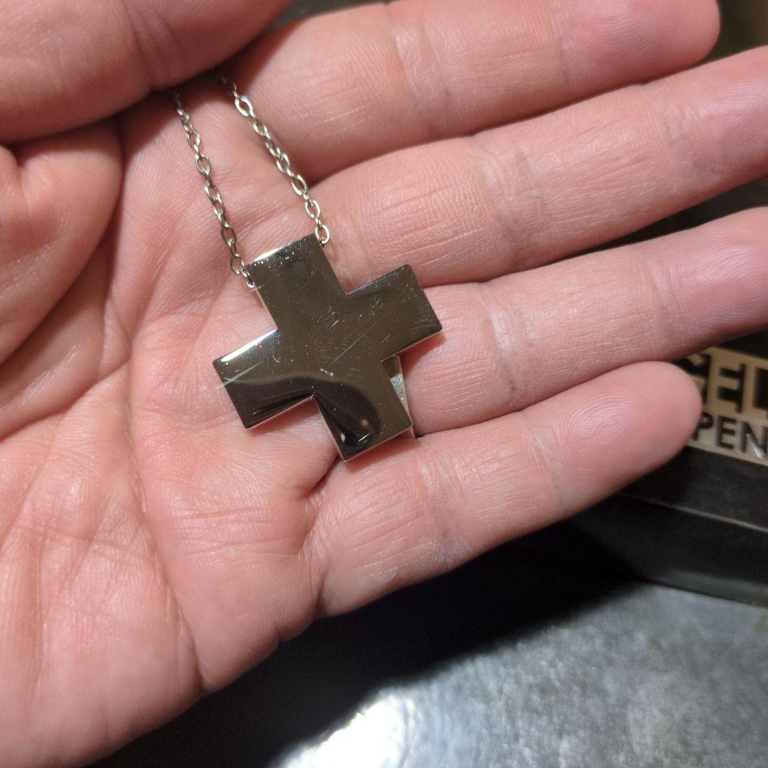 《期間限定値下げ！！》【激レア】エヴァ 葛城ミサト クロスペンダント