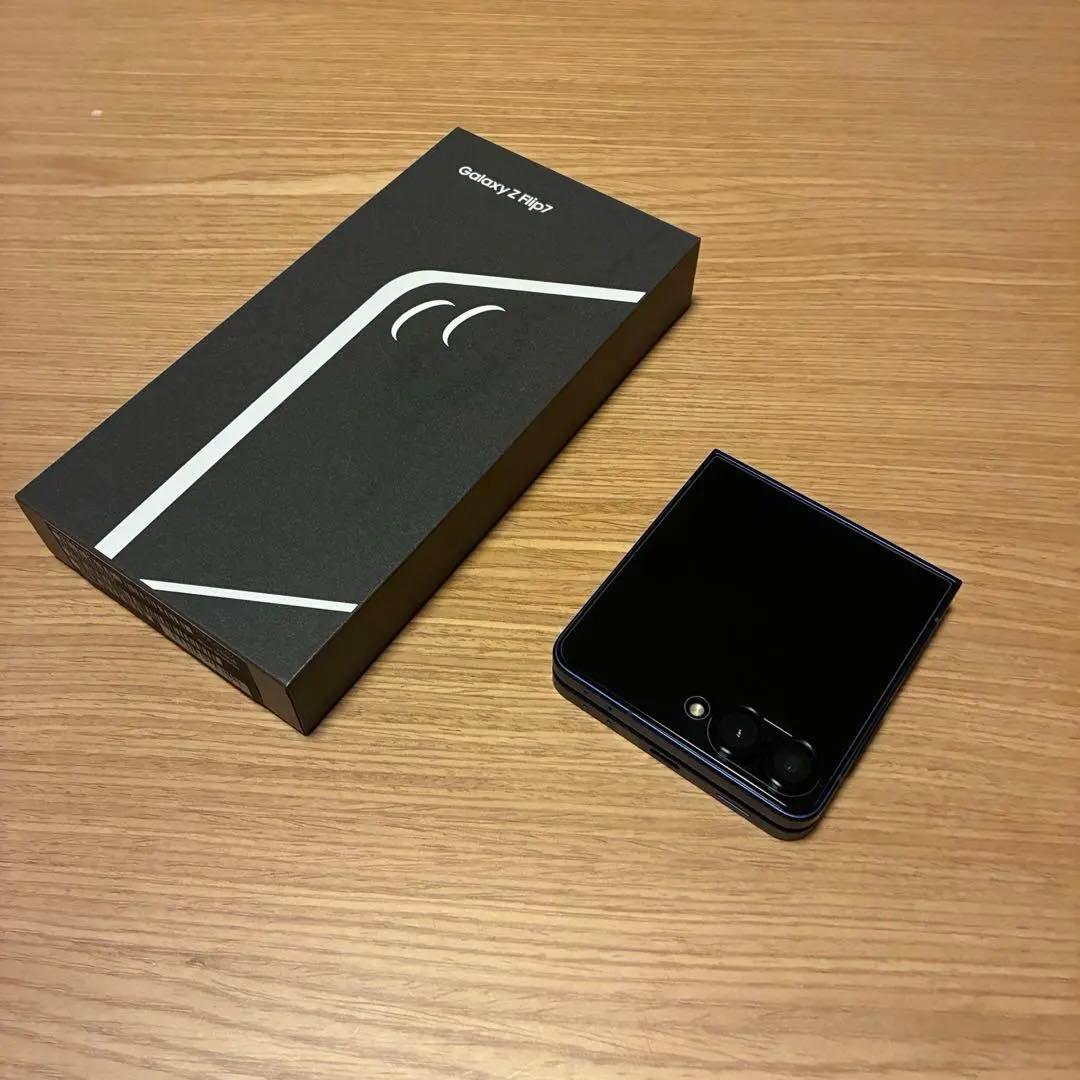 Samsung Galaxy ZFlip7 ブルー 256G