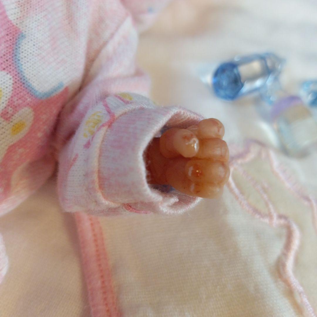 樹脂粘土　☆.・°スリープベビー☆.:*・°リボーンドール