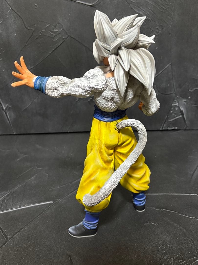 B賞　超サイヤ人４孫悟空フィギュア　 （超サイヤ人5 リペイント）
