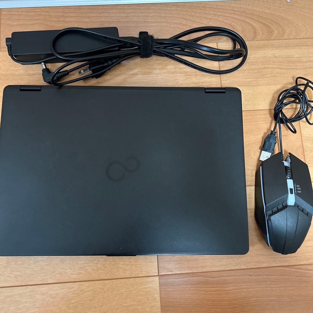 富士通 モバイルノートPC 軽量コンパクト SSD マウス付 Win11
