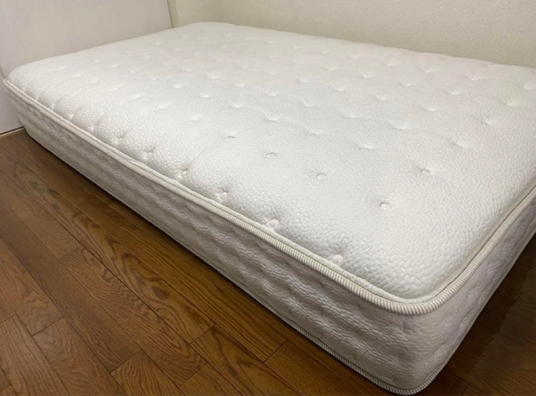 ニトリ　セミダブル　収納付きベッドフレーム