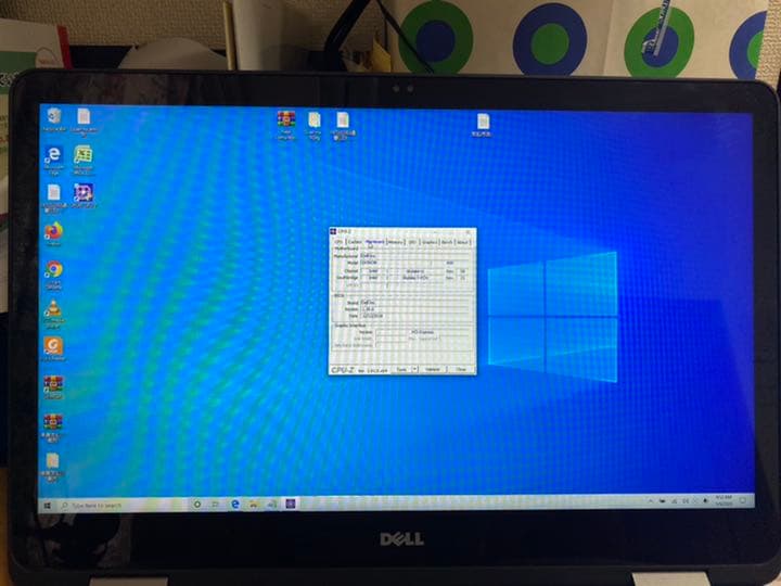 Dell Inspiron 17\" 7778 2 in 1 タッチスクリーン