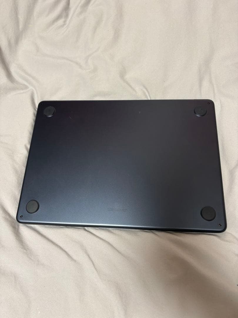 美品 MacBook Air M2 13.6インチ8GB 256GBミッドナイト