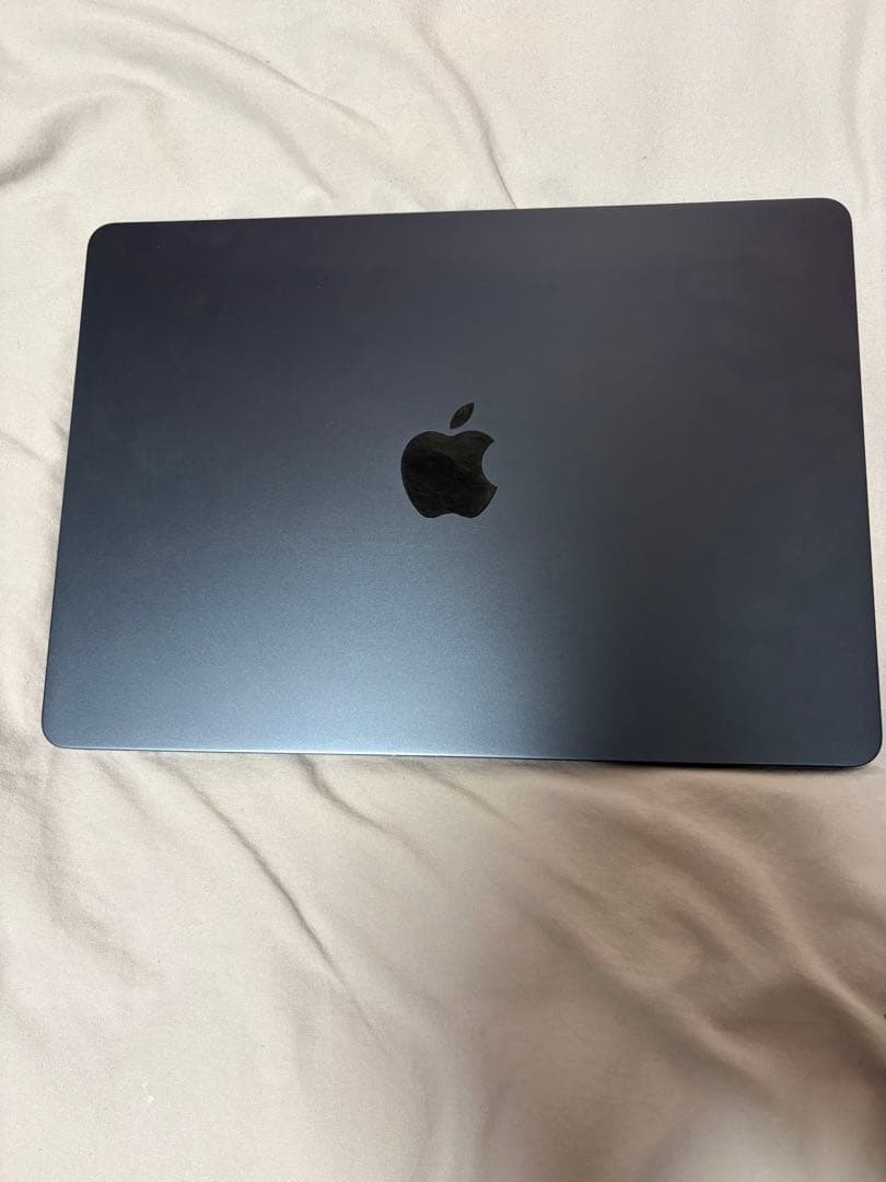 美品 MacBook Air M2 13.6インチ8GB 256GBミッドナイト