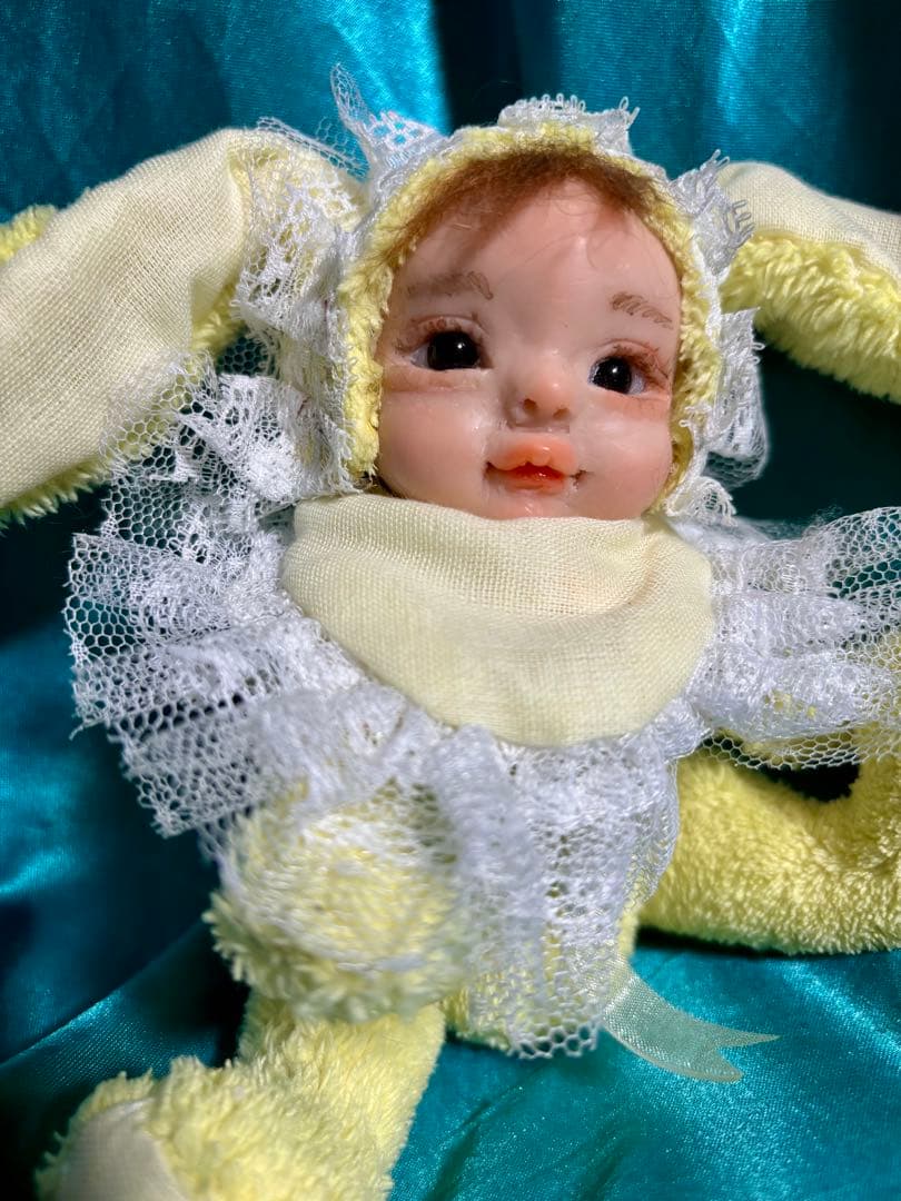 ハンドメイド　樹脂粘土ベビー　イエローレースの子　OOAK 創作人形　一点物