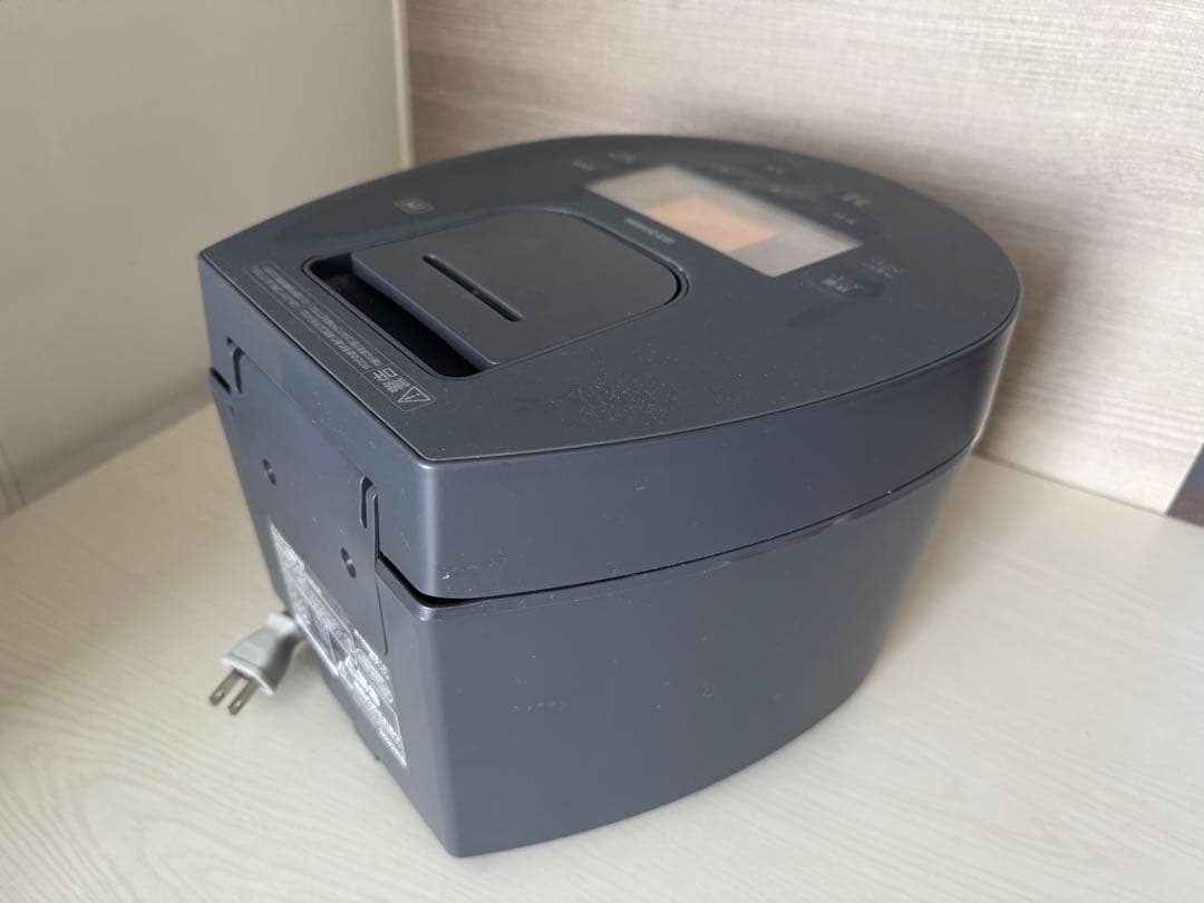 はっちゃんIRISOHYAMAアイリスオーヤマ 炊飯器 5.5合