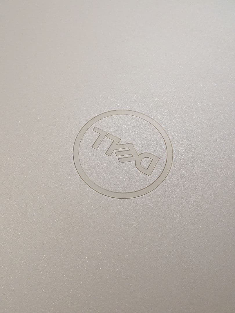 Dell　 Inspiron 3501 ノートPC