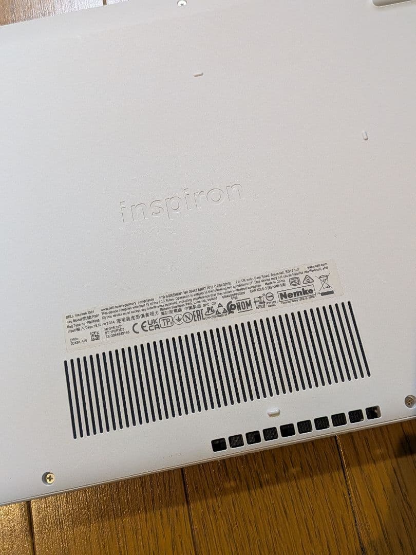 Dell　 Inspiron 3501 ノートPC