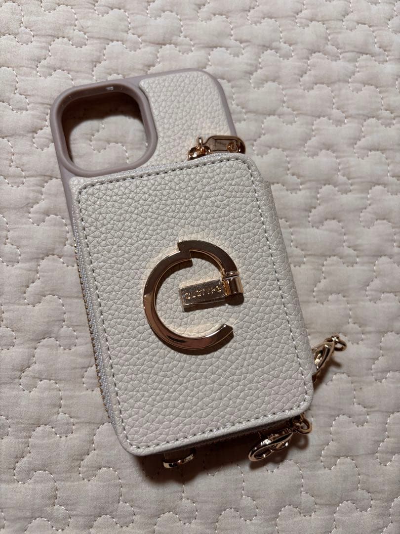 custype iPhone15ケース