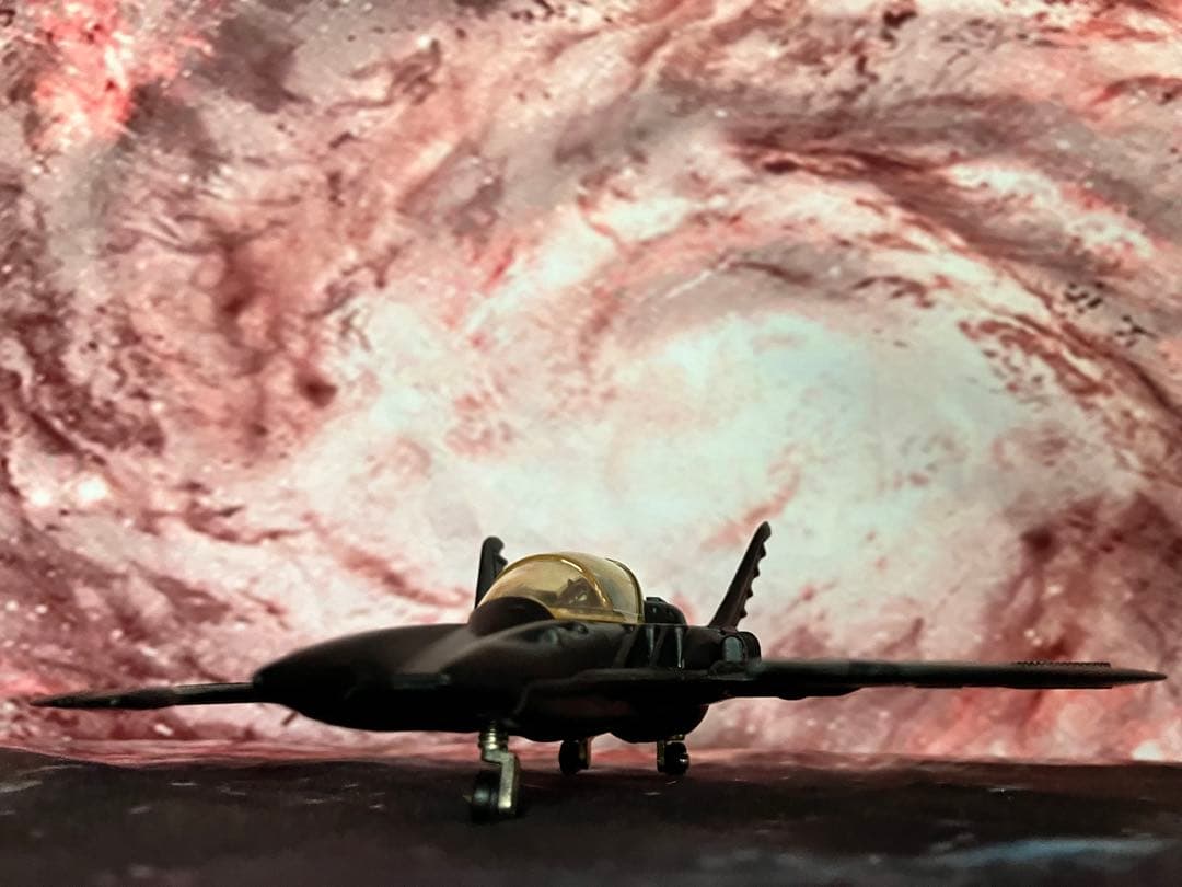 『バットマン』小型戦闘機バットウイング！【アイアン・金属製 】★♪バットビーグル