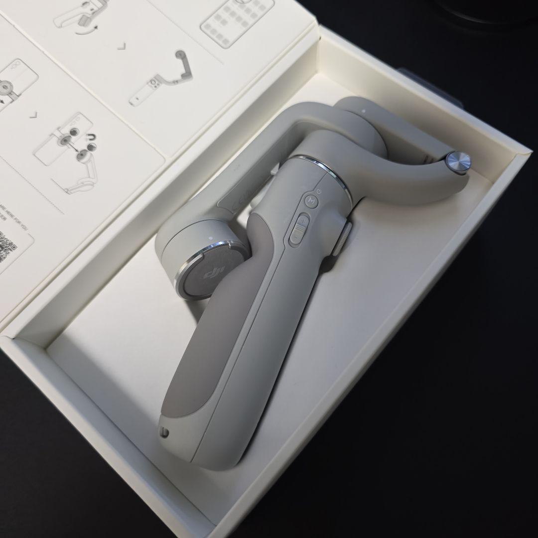 【美品】DJI OM5 スマートフォンスタビライザー