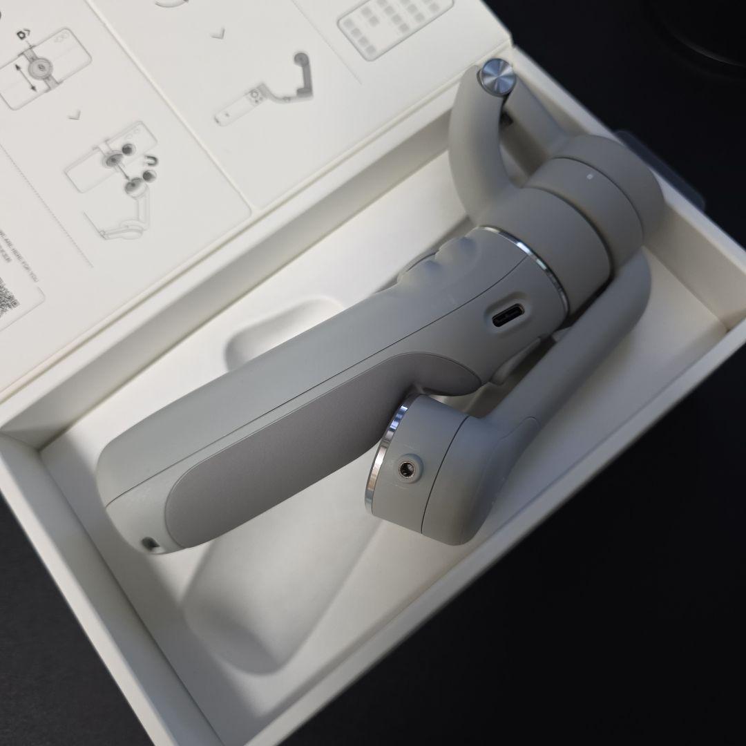 【美品】DJI OM5 スマートフォンスタビライザー