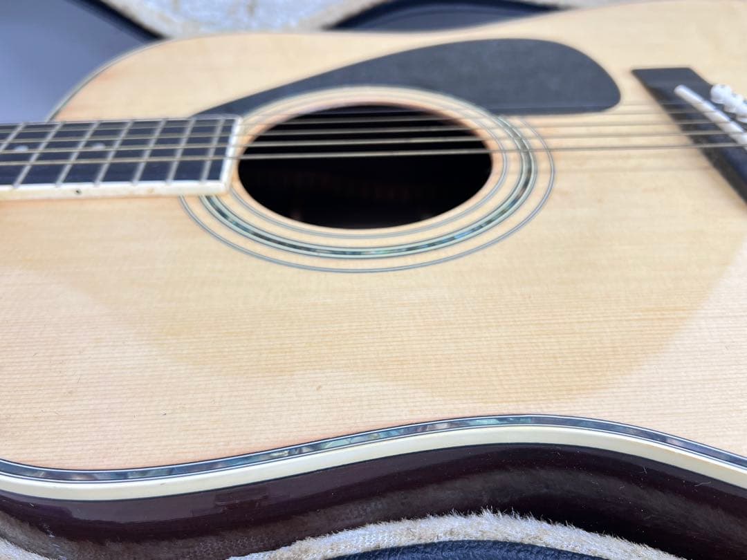 YAMAHA FG-300J 黒ラベル　ビンテージ　ケース付き