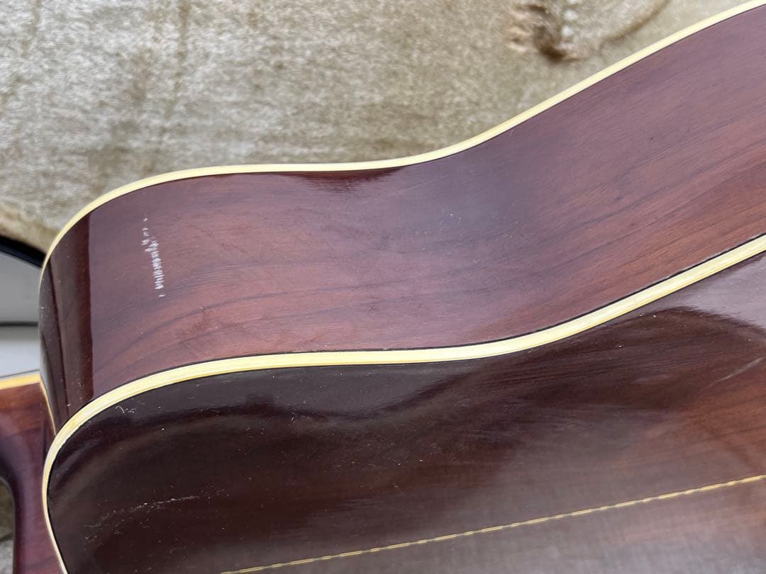 YAMAHA FG-300J 黒ラベル　ビンテージ　ケース付き