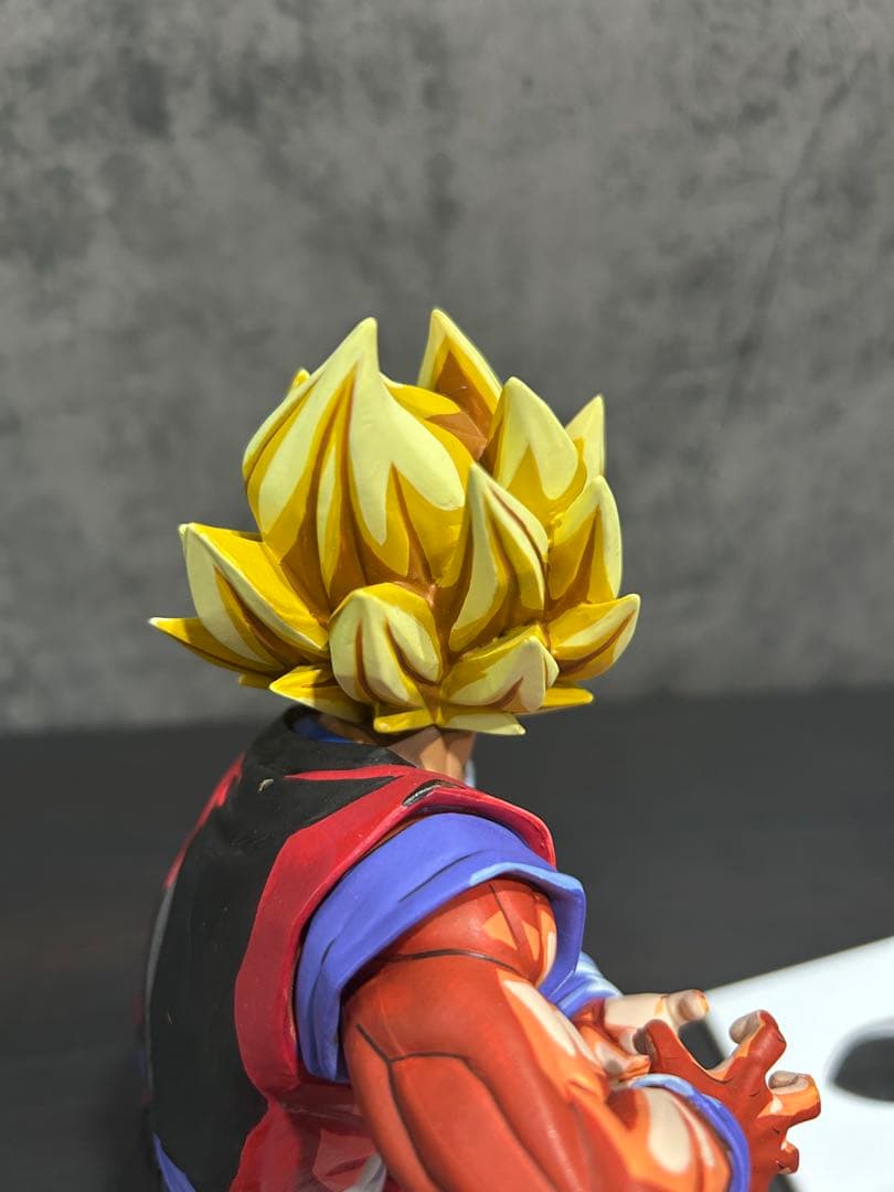 ドラゴンボール　孫悟空　フィギュア　　リペイント