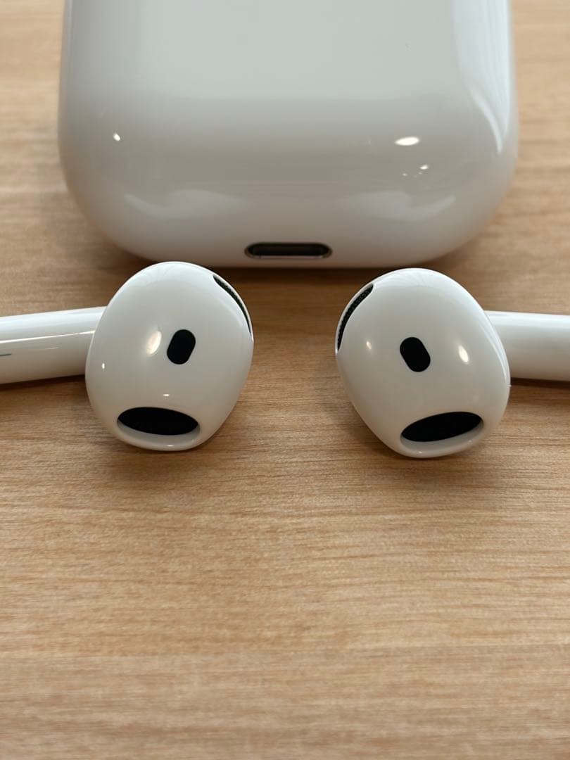 イヤホン AirPods4