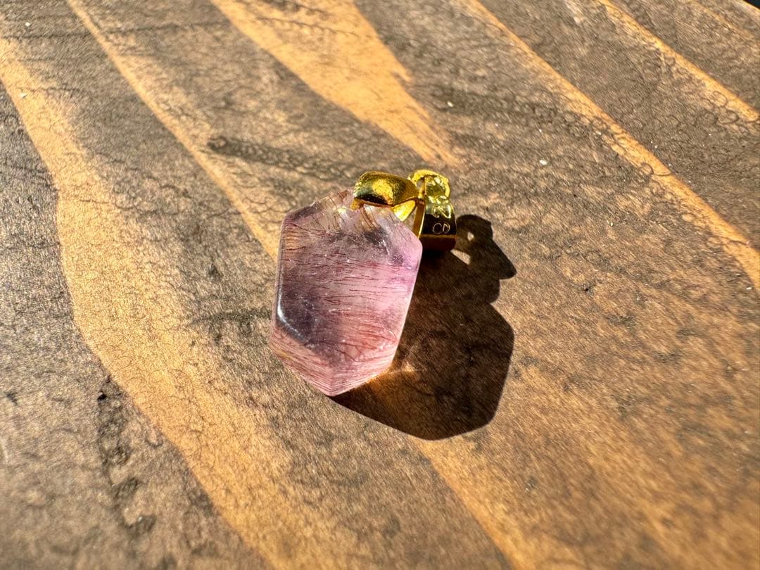 スーパーセブン　ペンダントトップ　15×10×5mm ゲーサイト