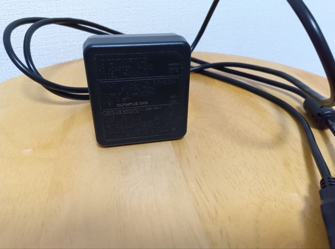 れ*ん様 【値下げ!オリンパス】 SDカード付 デジタル防水カメラ動作確認済