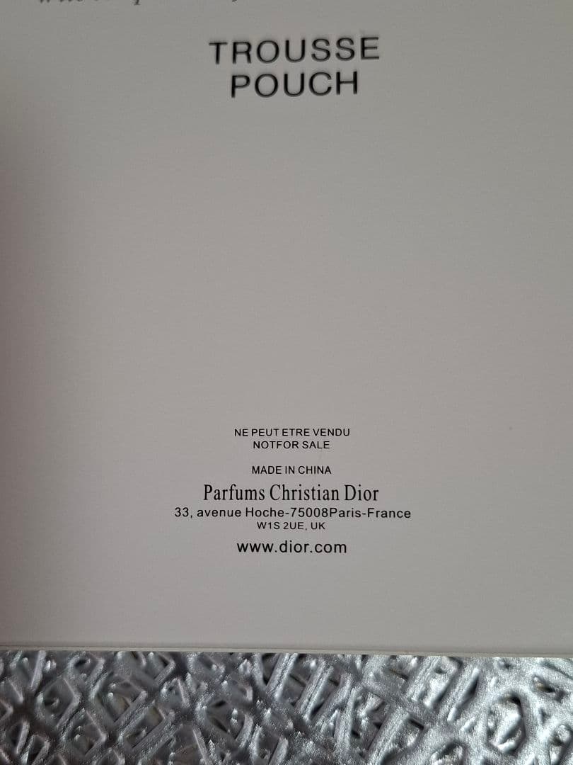 Christian Dior モノクロポーチ　クラッチバッグ　ノベルティ箱付き