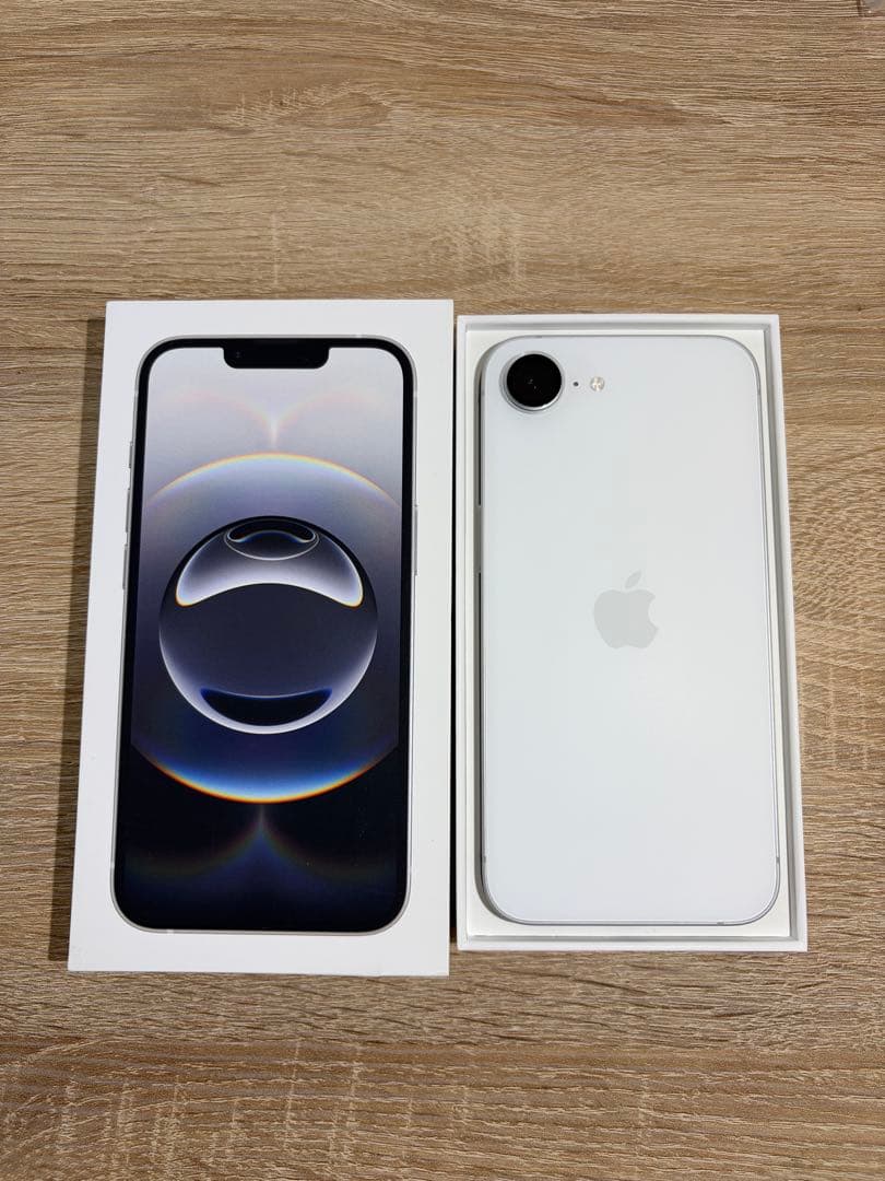 iPhone16e 白　ホワイト　128G