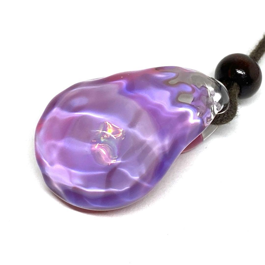 【一点物】優美なガラス細工 ペンダント 水面 パープル