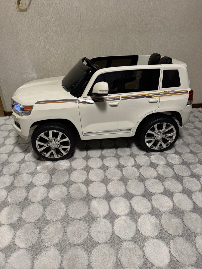 電動乗用カー TOYOTA ランクル 電動乗用ラジコン トヨタ ランドクルーザー