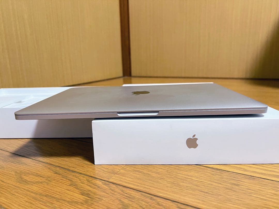 MacBook Pro 13インチ i5 3.1GHz/512GB/8GB