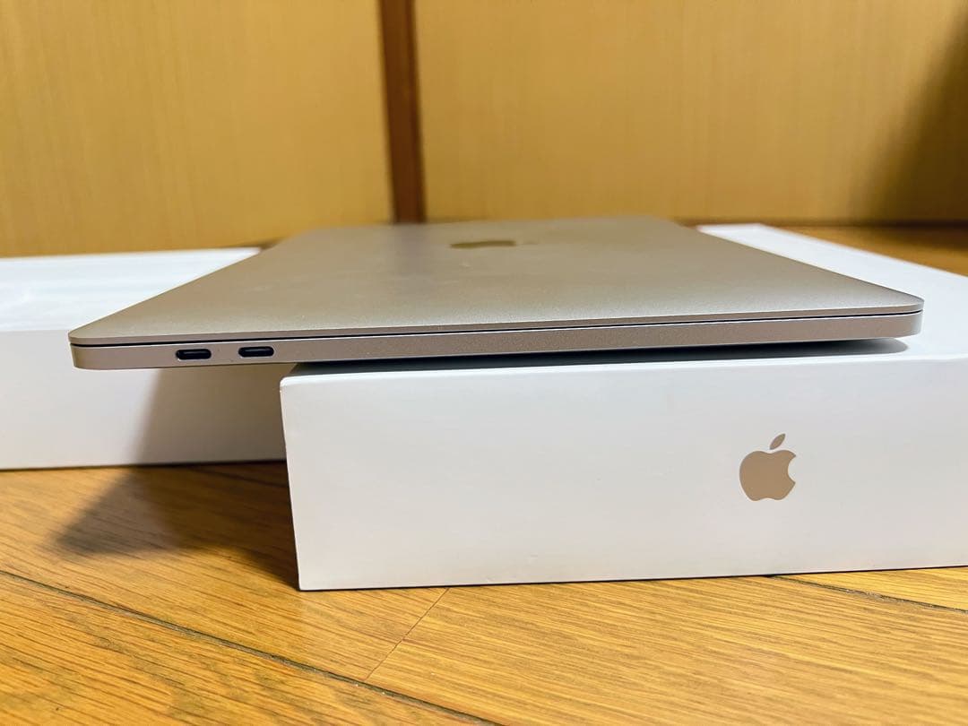 MacBook Pro 13インチ i5 3.1GHz/512GB/8GB