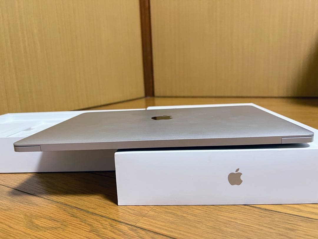 MacBook Pro 13インチ i5 3.1GHz/512GB/8GB