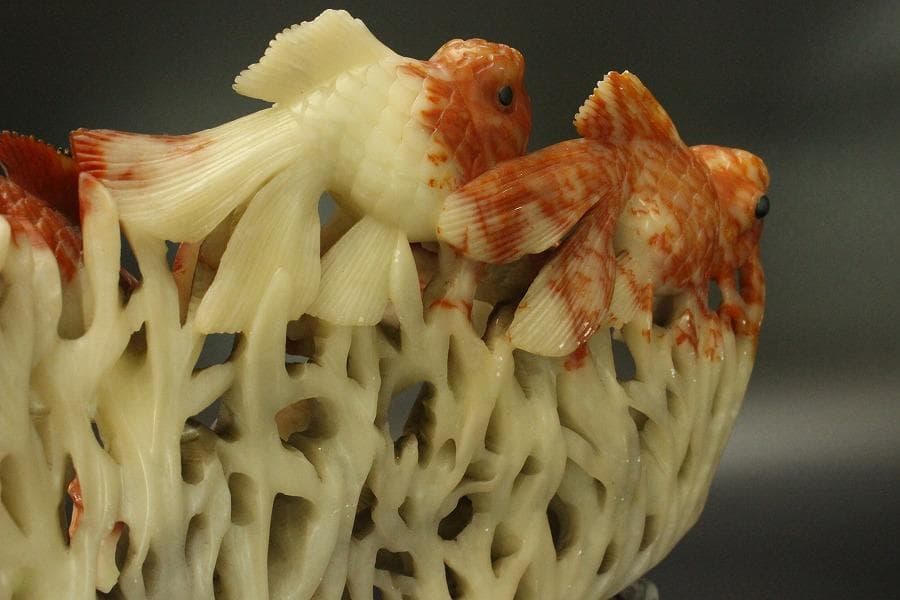 中国美術 寿山石 彫刻 らんちゅ 金魚 置物(A648)