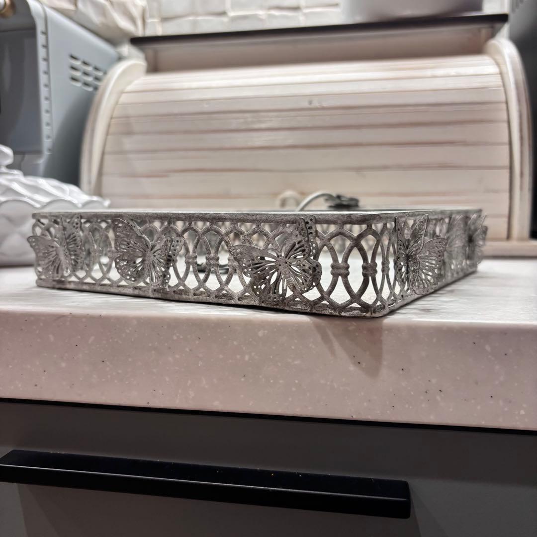 サラグレース　蝶々　ペーパーナプキンホルダー　グレー
