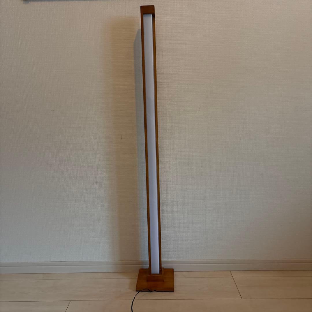 木製スリムフロアスタンド LED