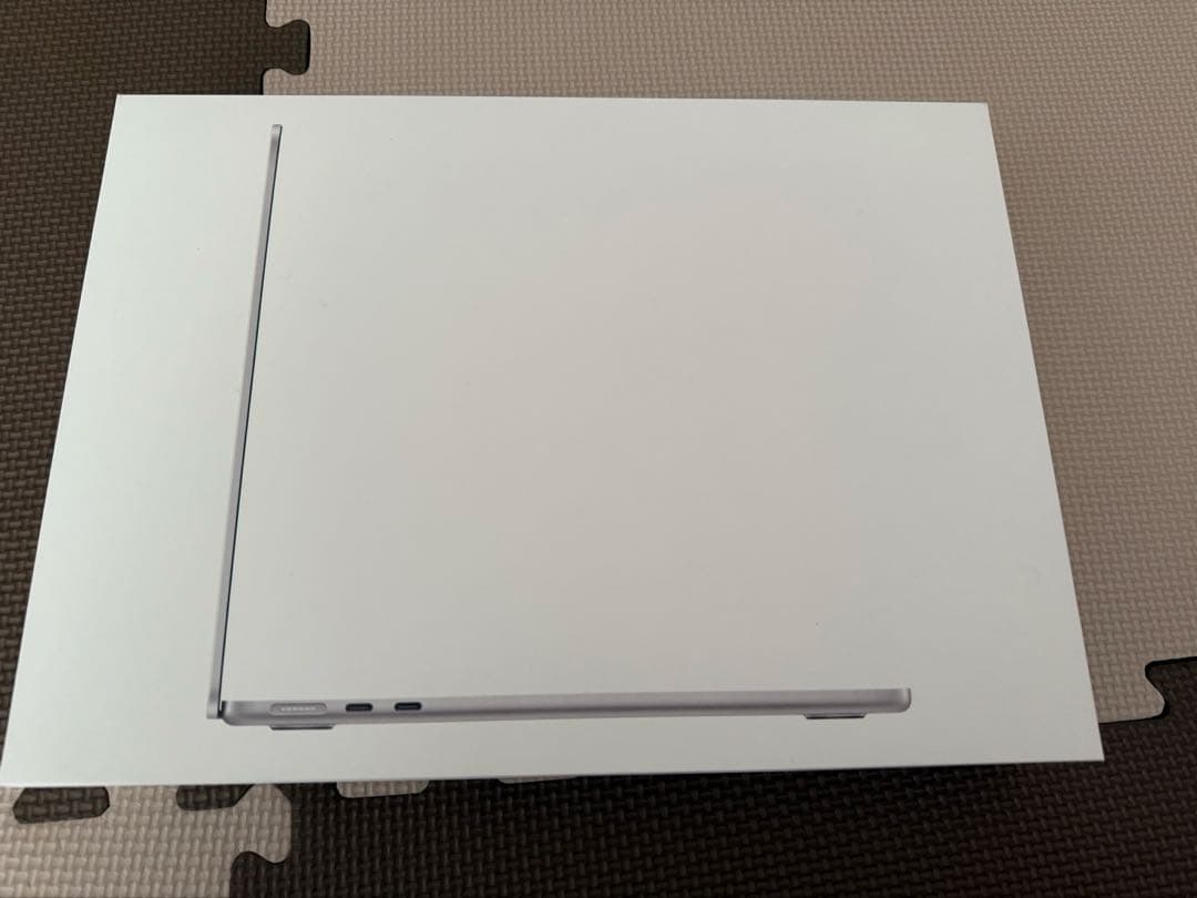 Apple MacBook Air 13インチ　M4 32GB 1TBSSD
