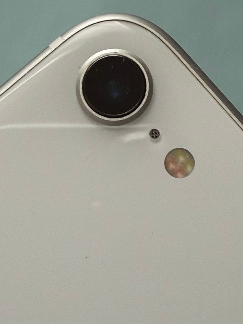 iPhone SE 第2世代　中古品/初期化済みです❣️