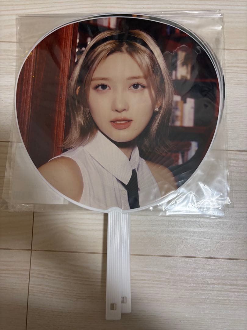 IVE うちわ まとめ売り