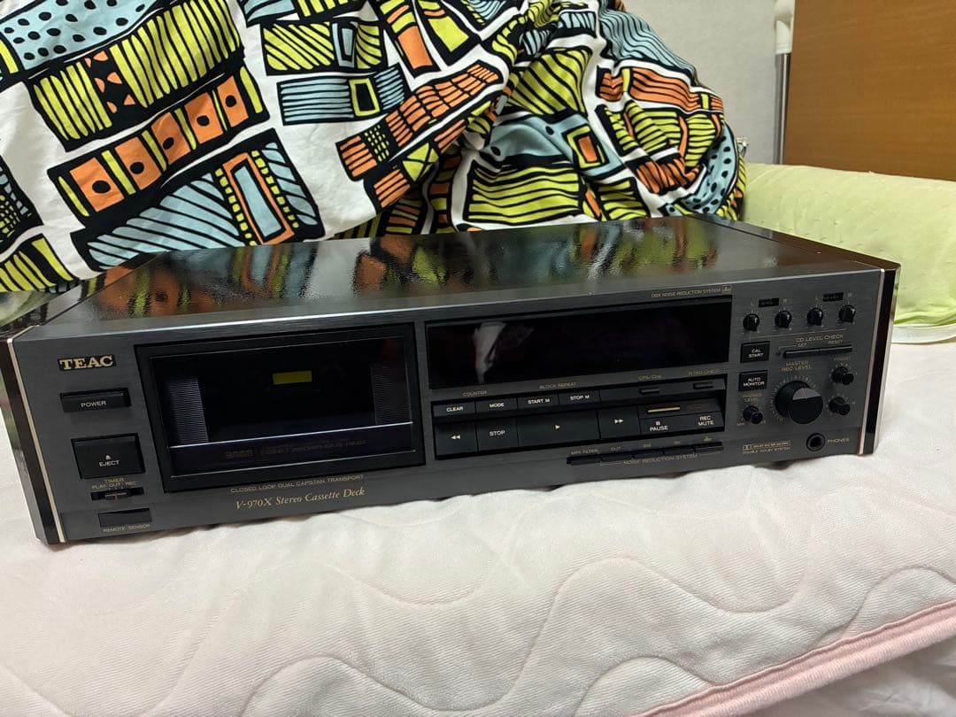 TEAC V-970X 3ヘッドカセットデッキ