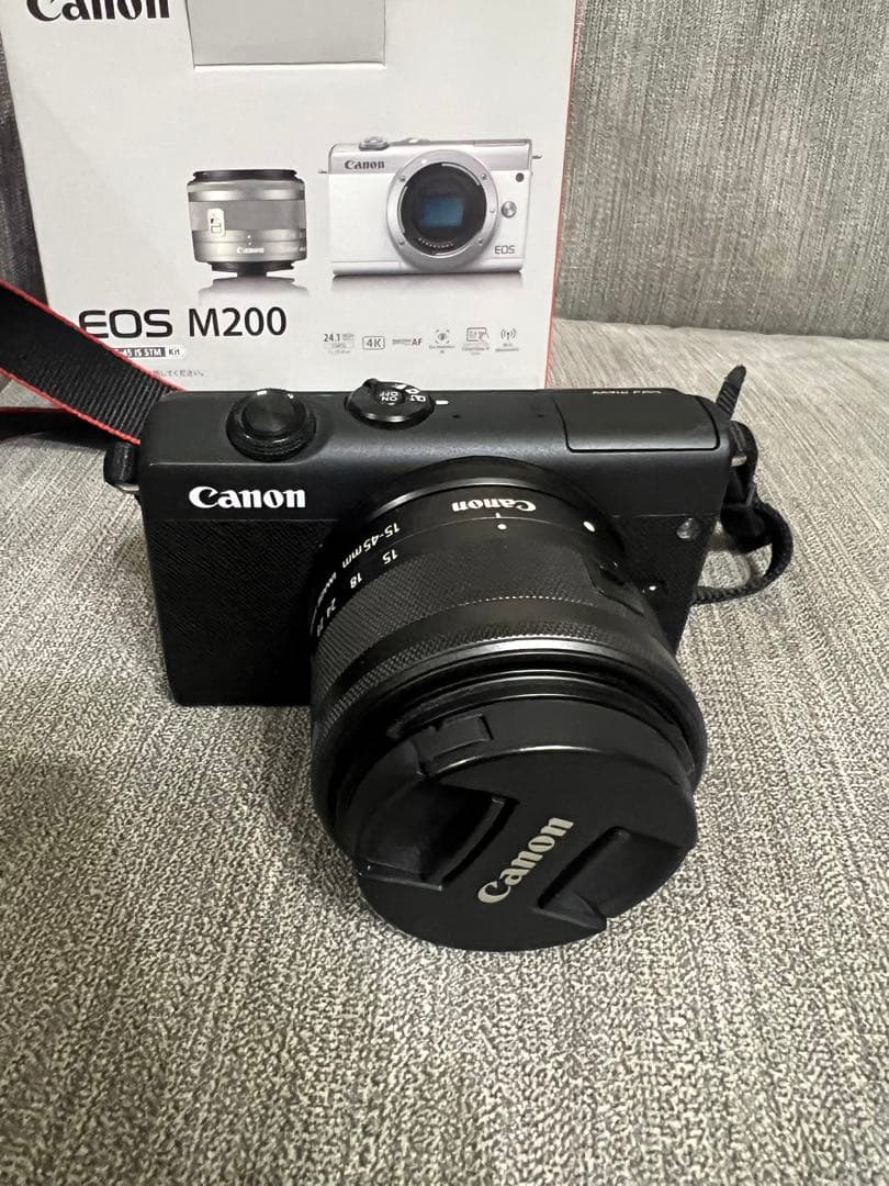 デジタルカメラ Canon EOS M200