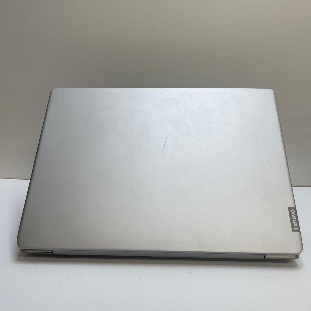 #011 レノボ ideapad 330S AMD A6 8GB SSD256G