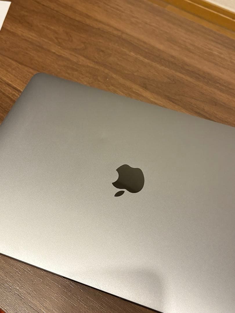 MacBook Air 13インチ シルバー　M1チップ/8GB/256GB
