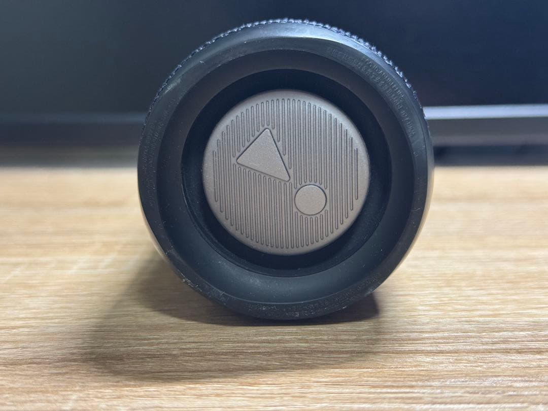 JBL FLIP5 ブラック　ワイヤレススピーカー　黒